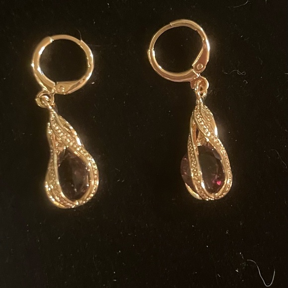 Gold teardrop and brown stone fashion earrings - Picture 1 of 2
